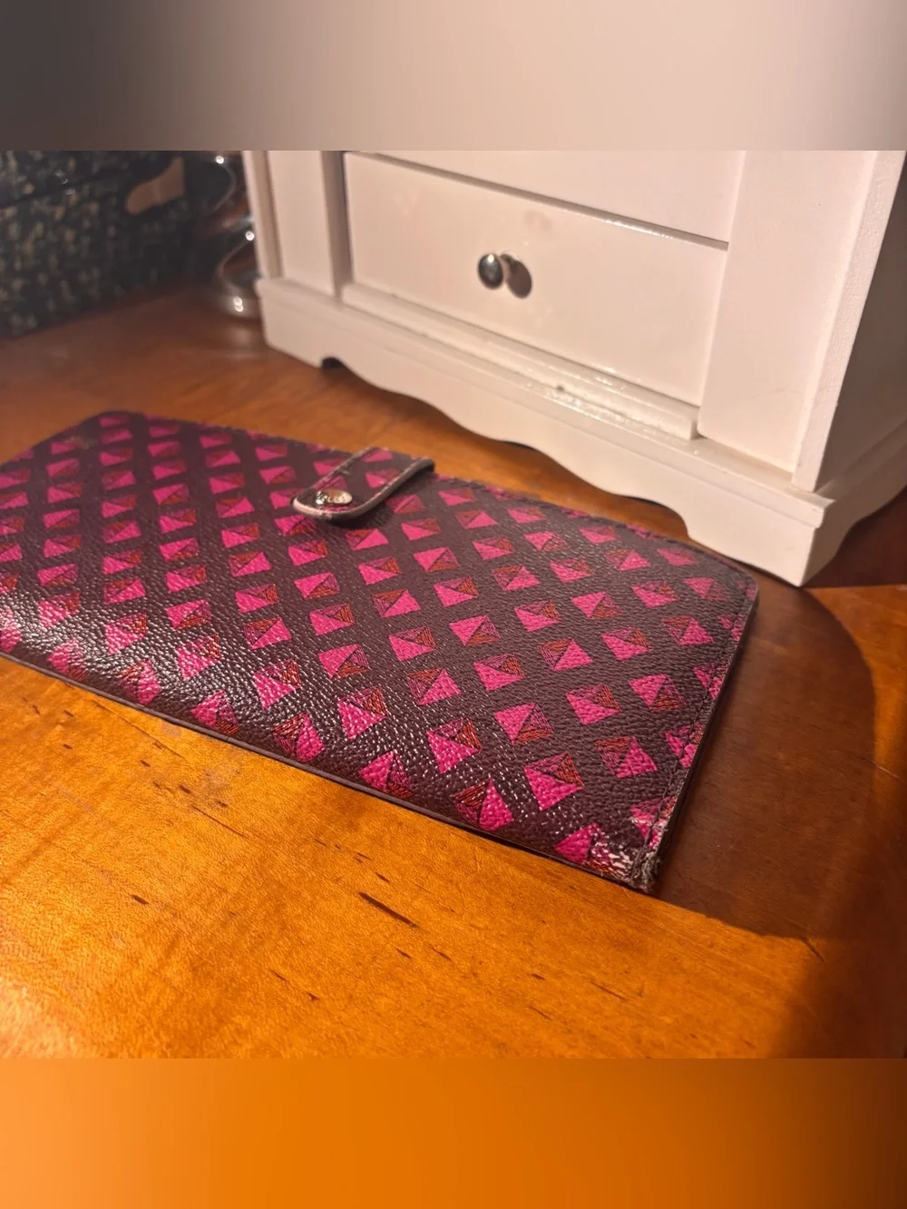 Vera Bradley Pink Geometric Snap Wallet - Preloved, Fair Condition